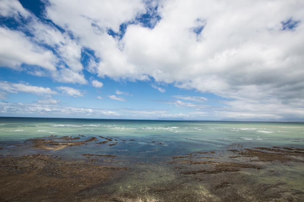 Loddey'S Self Catering Apartments - By Beach Collection Strand Bagian luar foto